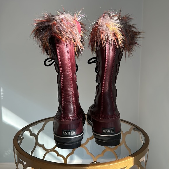 SOREL Joan of Arctic Boots Leather 8.5 Winter Excellent condition - Picture 2 of 16